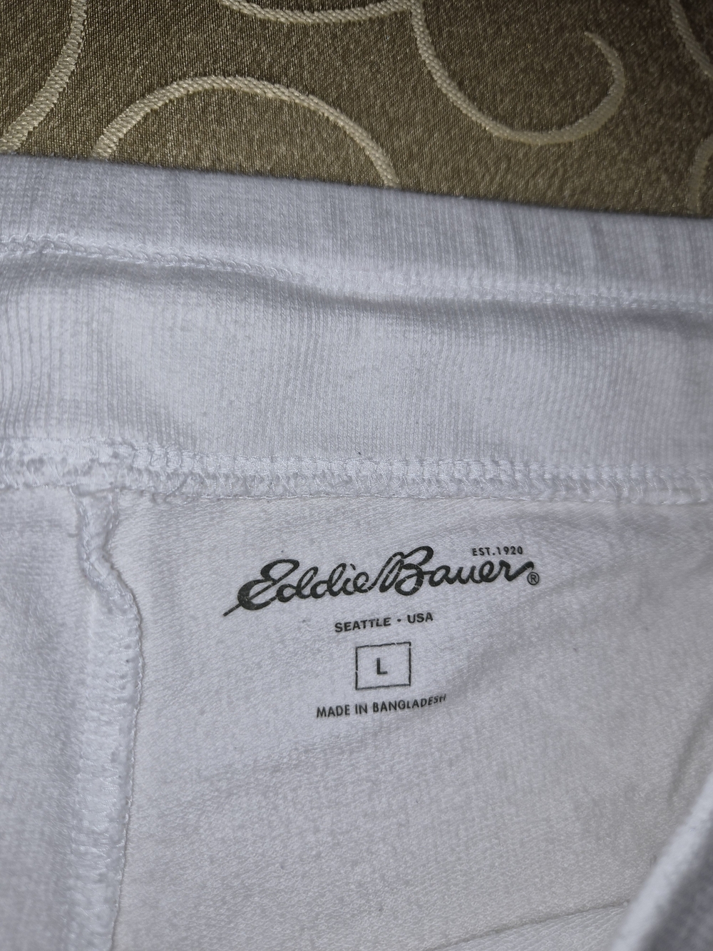 Eddie Bauer White Women’s Drawstring Casual Shorts - Picture 4 of 7